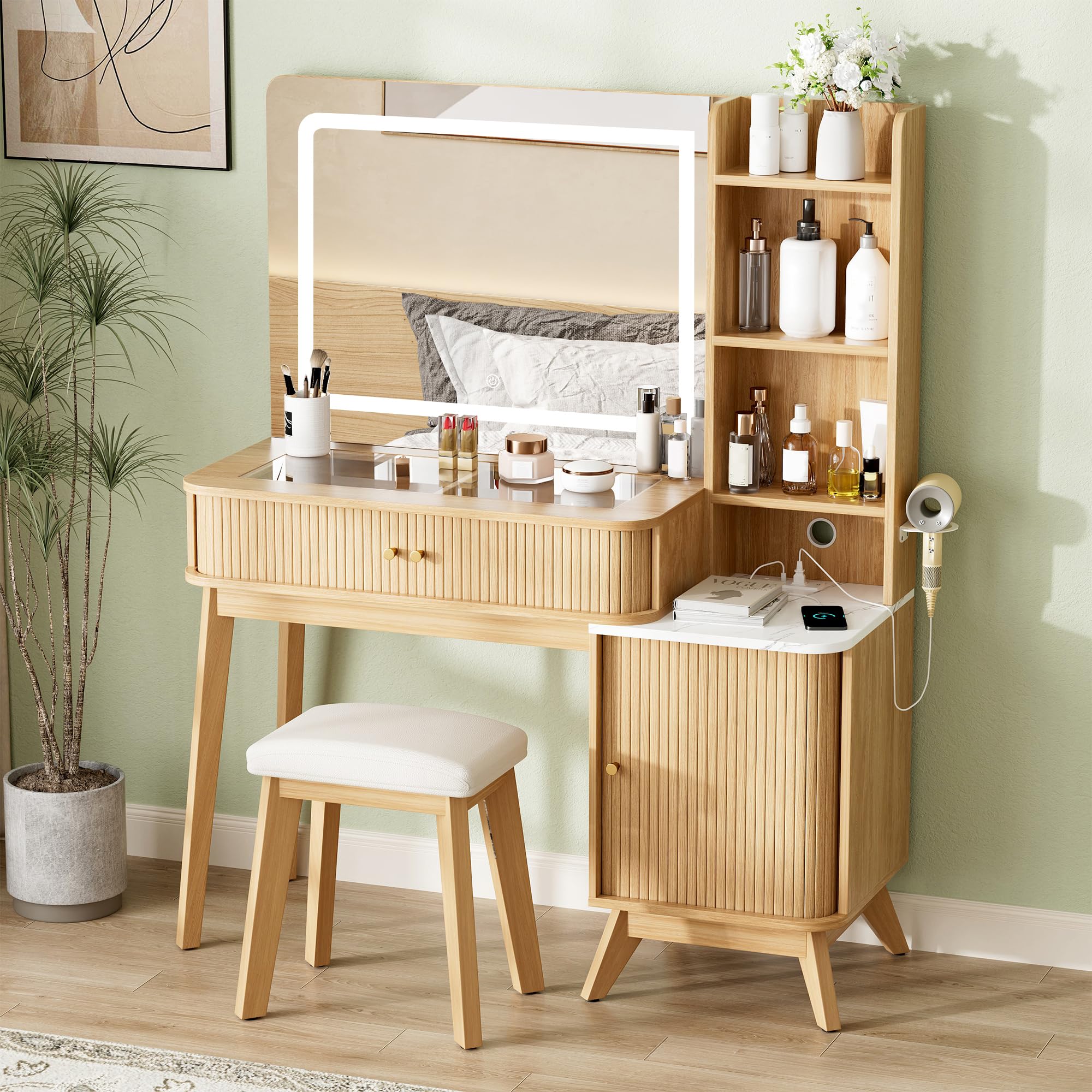 Fluted Makeup Vanity Desk